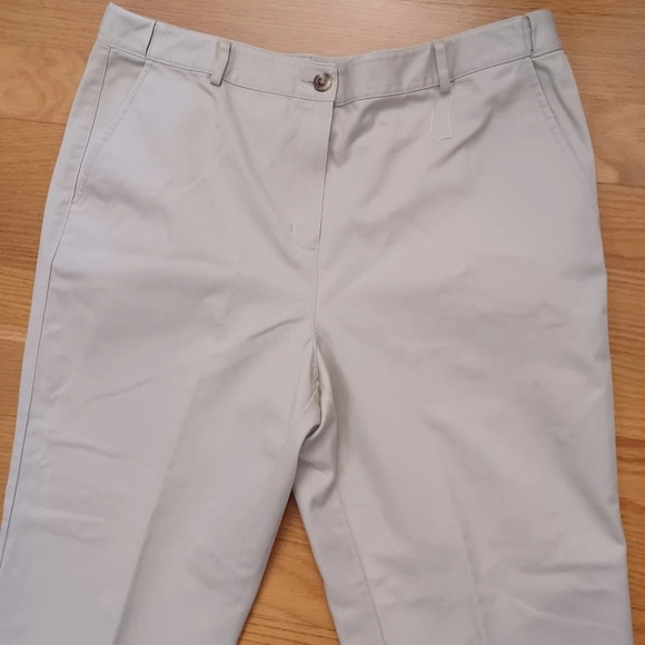 LL Bean khaki pants womens size 16 petite - Picture 3 of 7